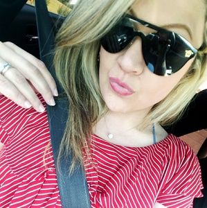 Meet your Posher, Brenda